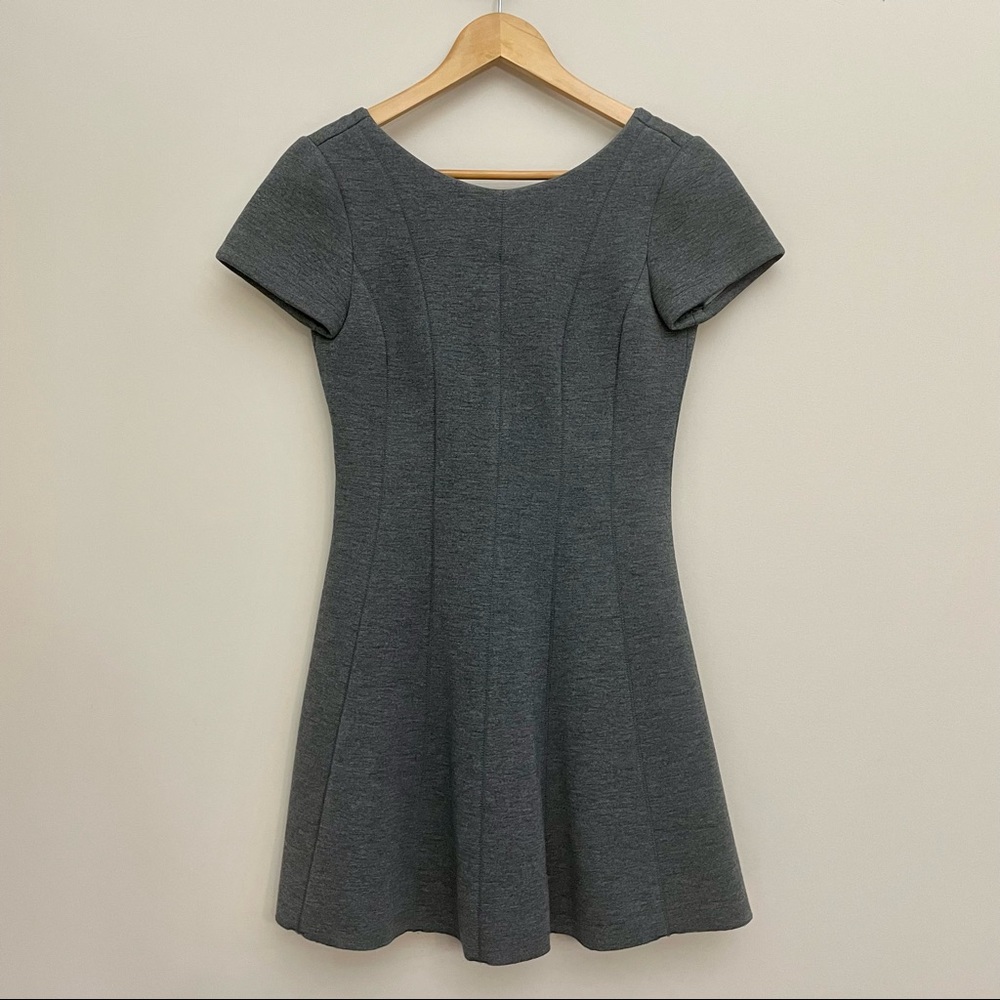 BANANA REPUBLIC Gray Fit-And-Flare Mini Dress Women’s 4/Small